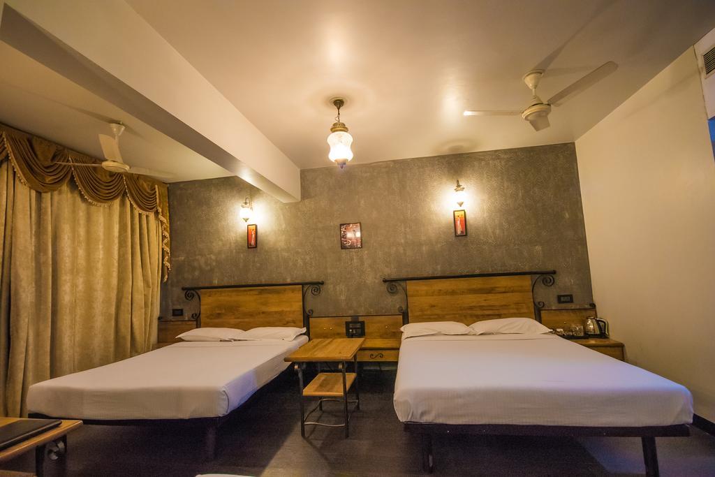 Infiniti Hotel And Spa Indore Eksteriør billede