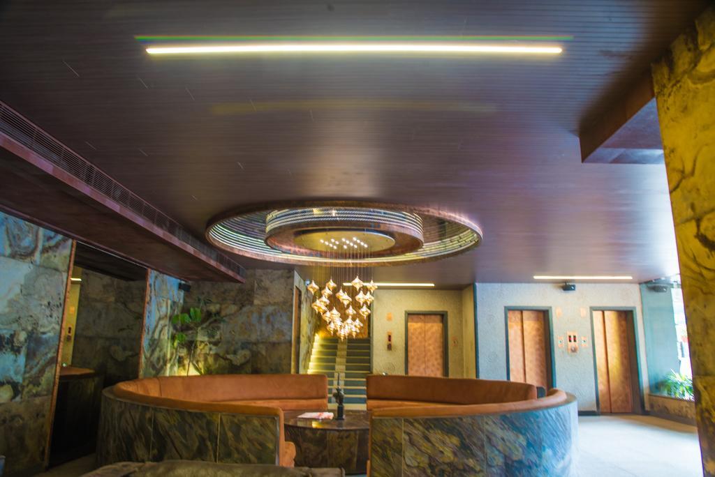 Infiniti Hotel And Spa Indore Eksteriør billede